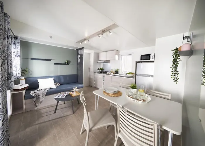 Camping Les Chapelains Saillans (Drome)